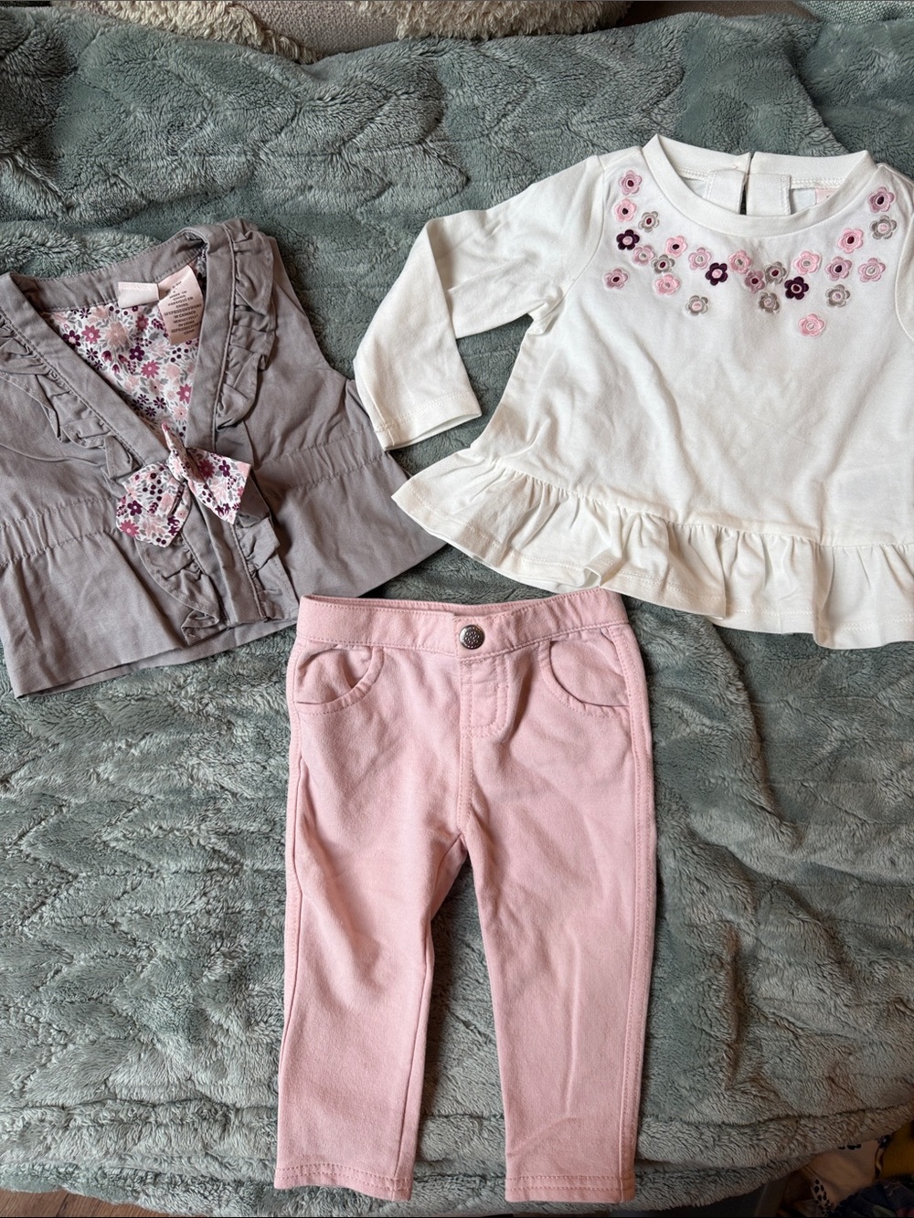 Catherine Malandrino Girls Gray Vest with Pink & Purple Floral Lining